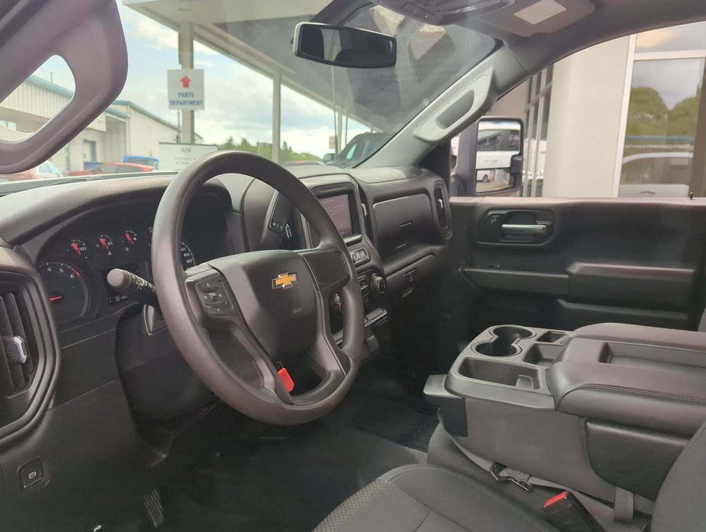 2020  Silverado 2500HD Custom 2500 HD *GM Certified* in Dartmouth, Nova Scotia - 19 - w1024h768px