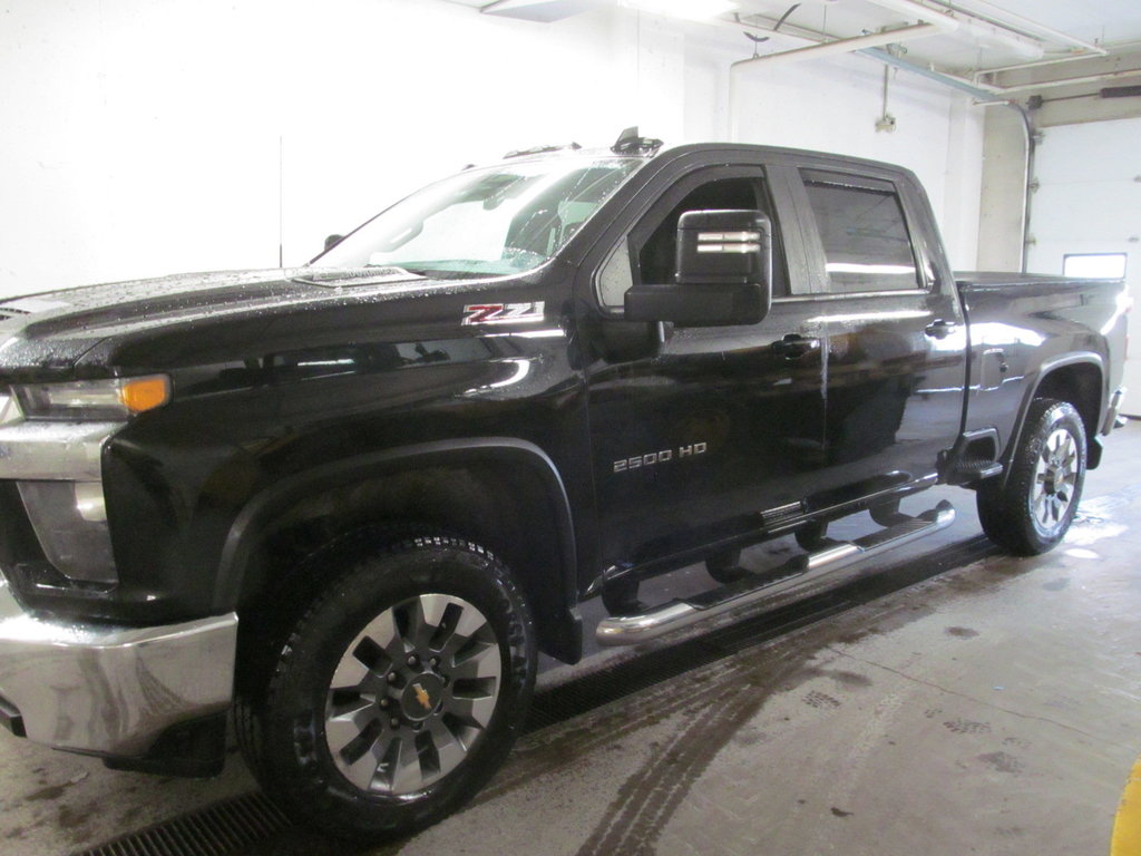 2022 Chevrolet Silverado 2500HD LT in Dartmouth, Nova Scotia - 2 - w1024h768px