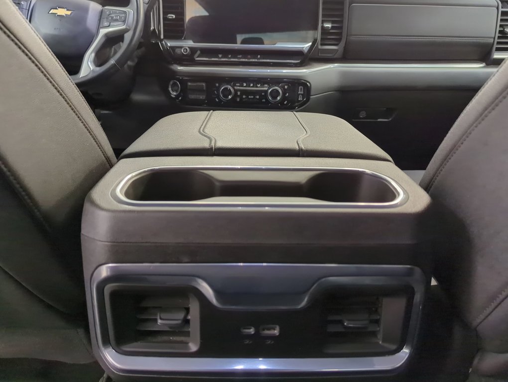2024 Chevrolet Silverado 2500HD LTZ in Dartmouth, Nova Scotia - 20 - w1024h768px