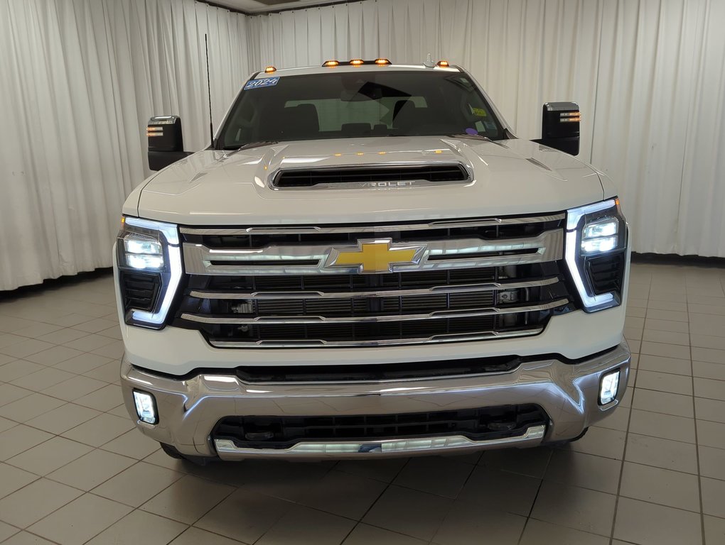 2024 Chevrolet Silverado 2500HD LTZ in Dartmouth, Nova Scotia - 3 - w1024h768px