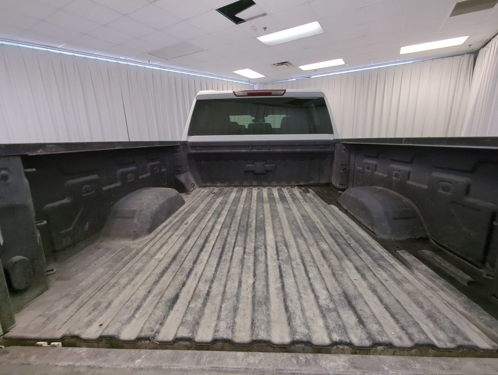2024 Chevrolet Silverado 2500HD LTZ in Dartmouth, Nova Scotia - 22 - w1024h768px