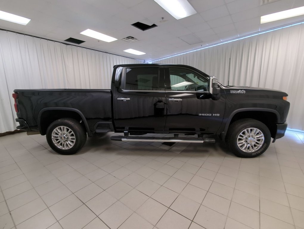 2022 Chevrolet Silverado 3500HD High Country in Dartmouth, Nova Scotia - 9 - w1024h768px