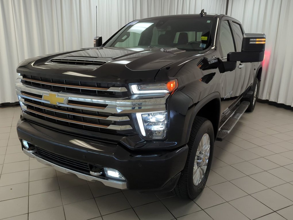 2022 Chevrolet Silverado 3500HD High Country in Dartmouth, Nova Scotia - 4 - w1024h768px