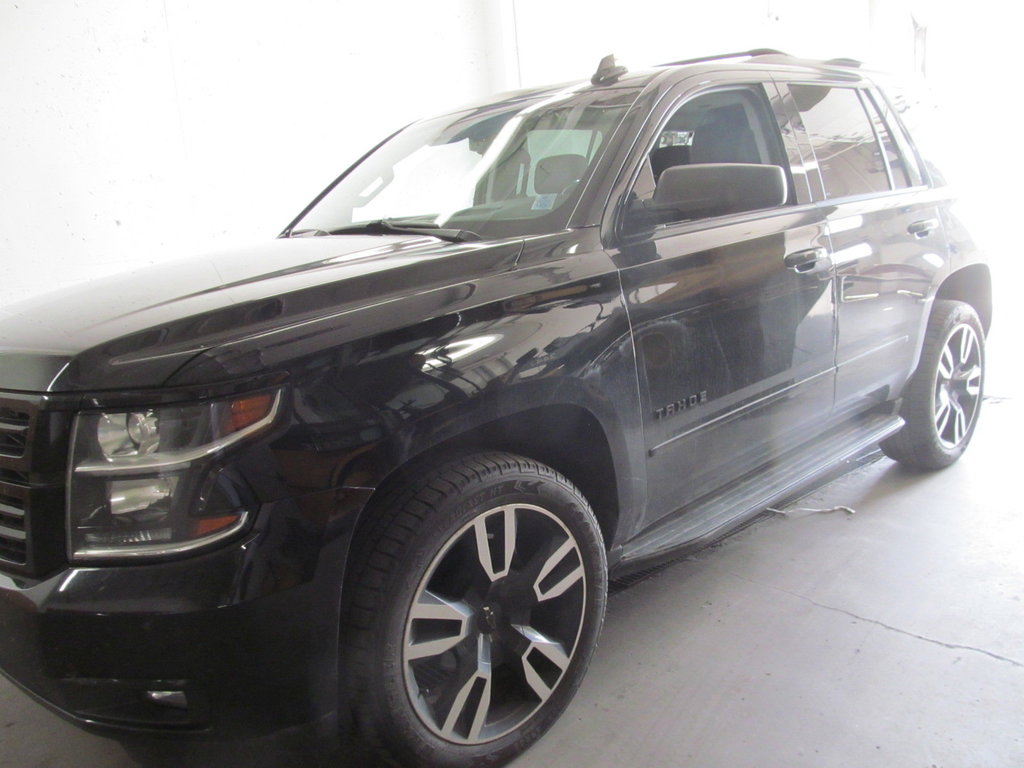 2019 Chevrolet Tahoe Premier in Dartmouth, Nova Scotia - 2 - w1024h768px