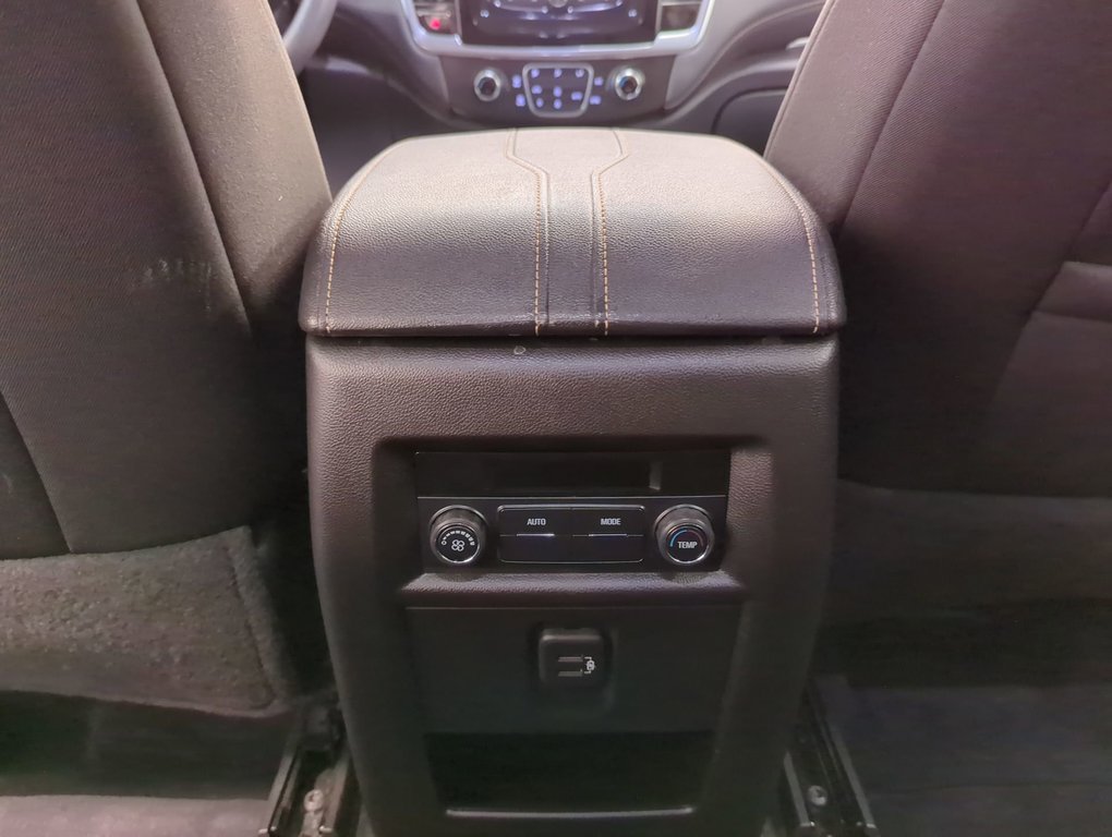 2021 Chevrolet Traverse LS in Dartmouth, Nova Scotia - 20 - w1024h768px