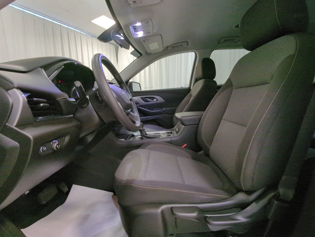 2021 Chevrolet Traverse LS in Dartmouth, Nova Scotia - 11 - w1024h768px