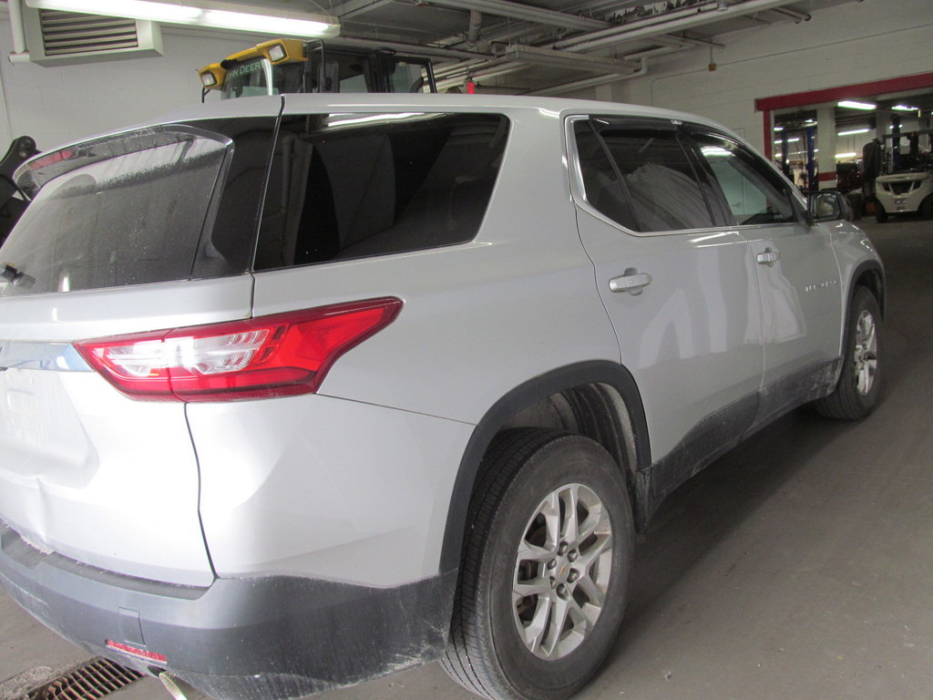 2021 Chevrolet Traverse LS in Dartmouth, Nova Scotia - 4 - w1024h768px