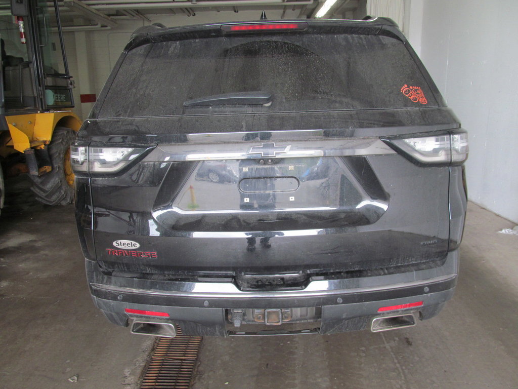 2021 Chevrolet Traverse Premier in Dartmouth, Nova Scotia - 3 - w1024h768px