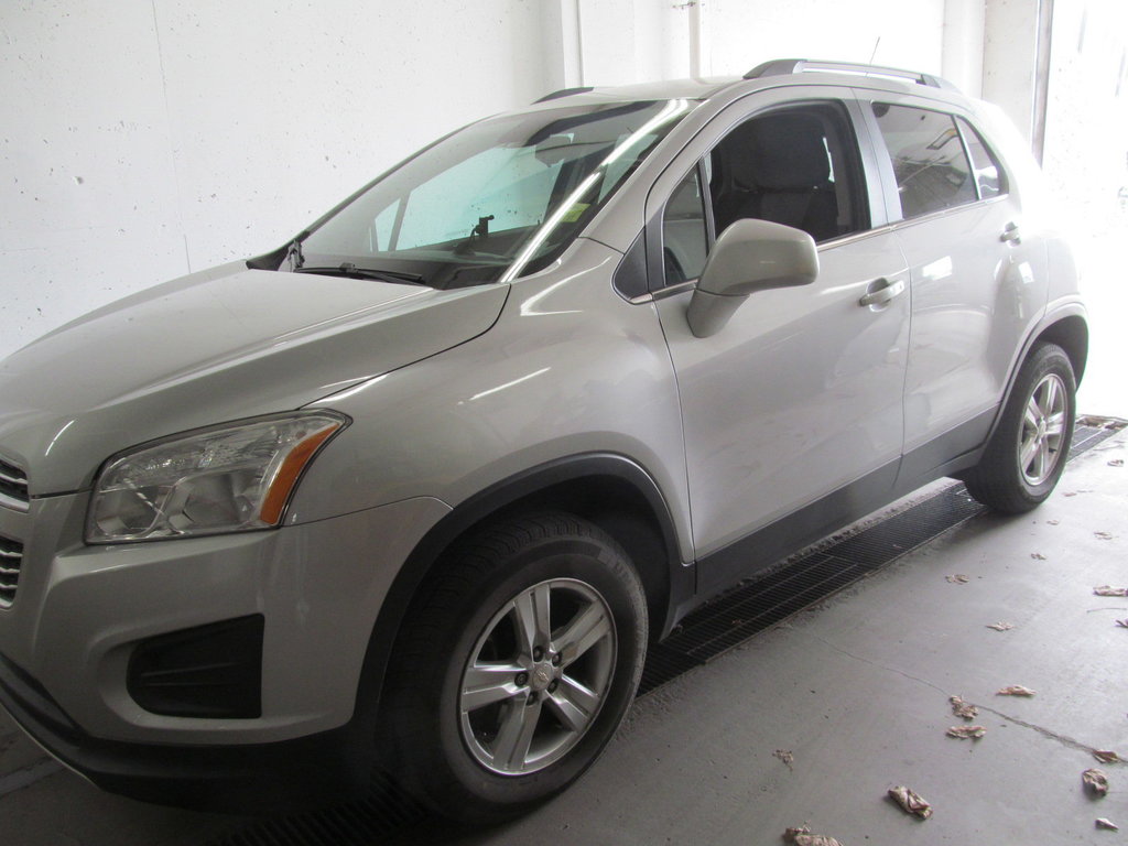 2016 Chevrolet Trax LT in Dartmouth, Nova Scotia - 2 - w1024h768px