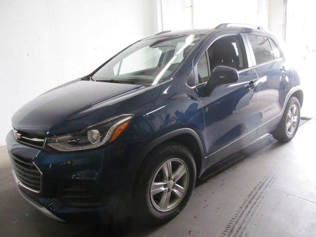 2020 Chevrolet Trax LT in Dartmouth, Nova Scotia - 2 - w1024h768px
