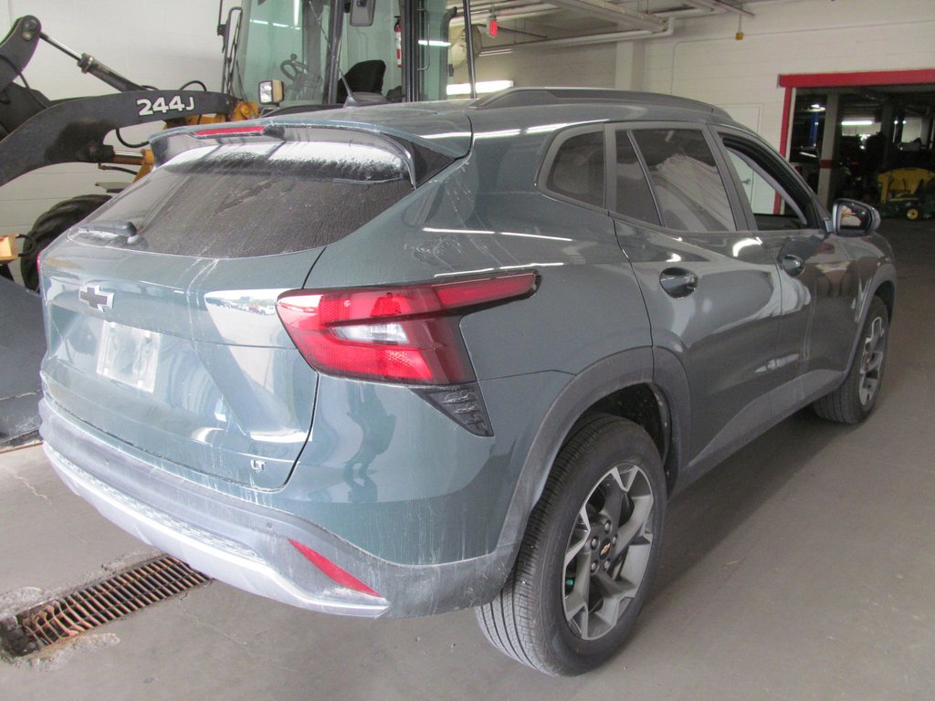 2025 Chevrolet Trax LT in Dartmouth, Nova Scotia - 4 - w1024h768px