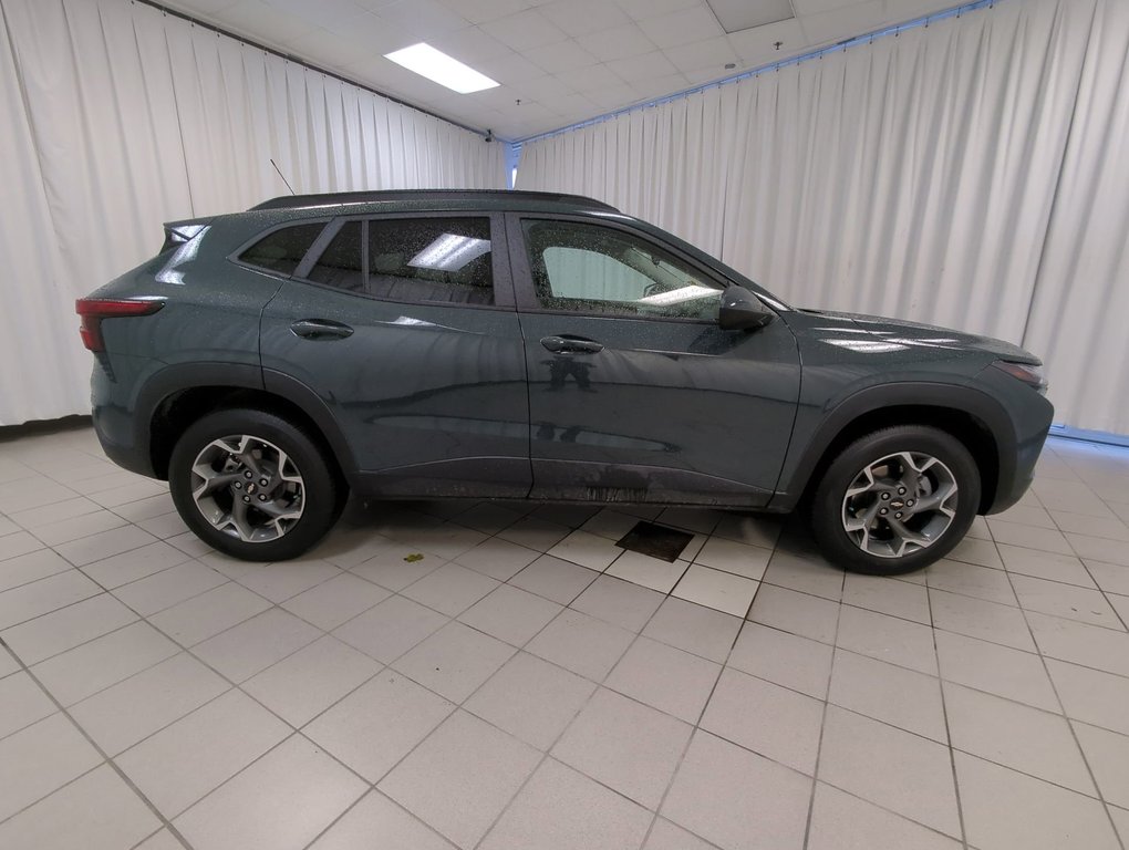 2025 Chevrolet Trax LT in Dartmouth, Nova Scotia - 9 - w1024h768px
