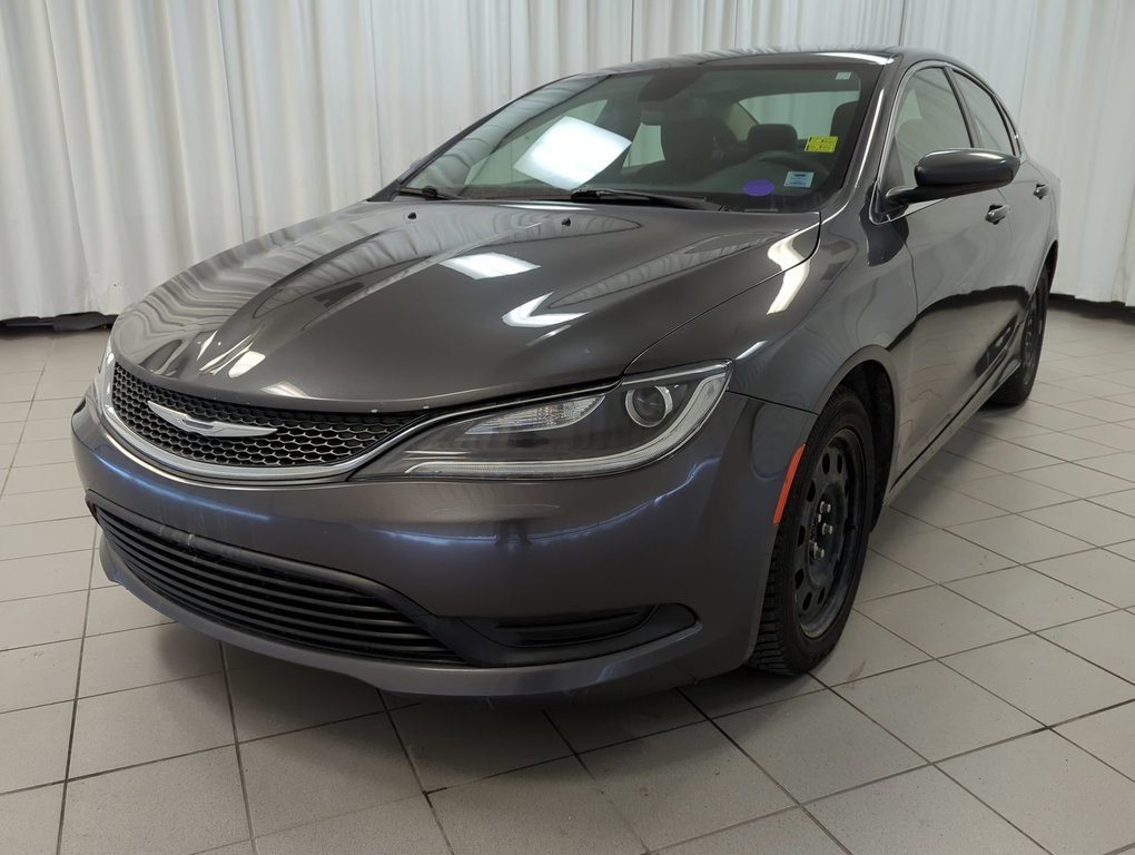 2015 Chrysler 200 LX in Dartmouth, Nova Scotia - 4 - w1024h768px