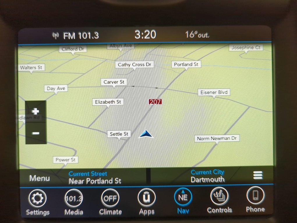 2023 Chrysler 300 S in Dartmouth, Nova Scotia - 18 - w1024h768px