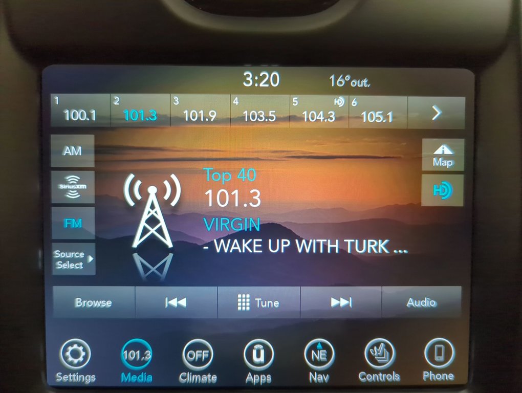 2023 Chrysler 300 S in Dartmouth, Nova Scotia - 16 - w1024h768px