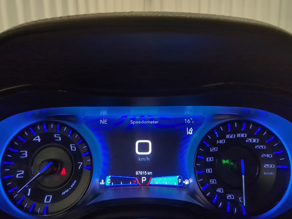 2023 Chrysler 300 S in Dartmouth, Nova Scotia - 15 - w1024h768px