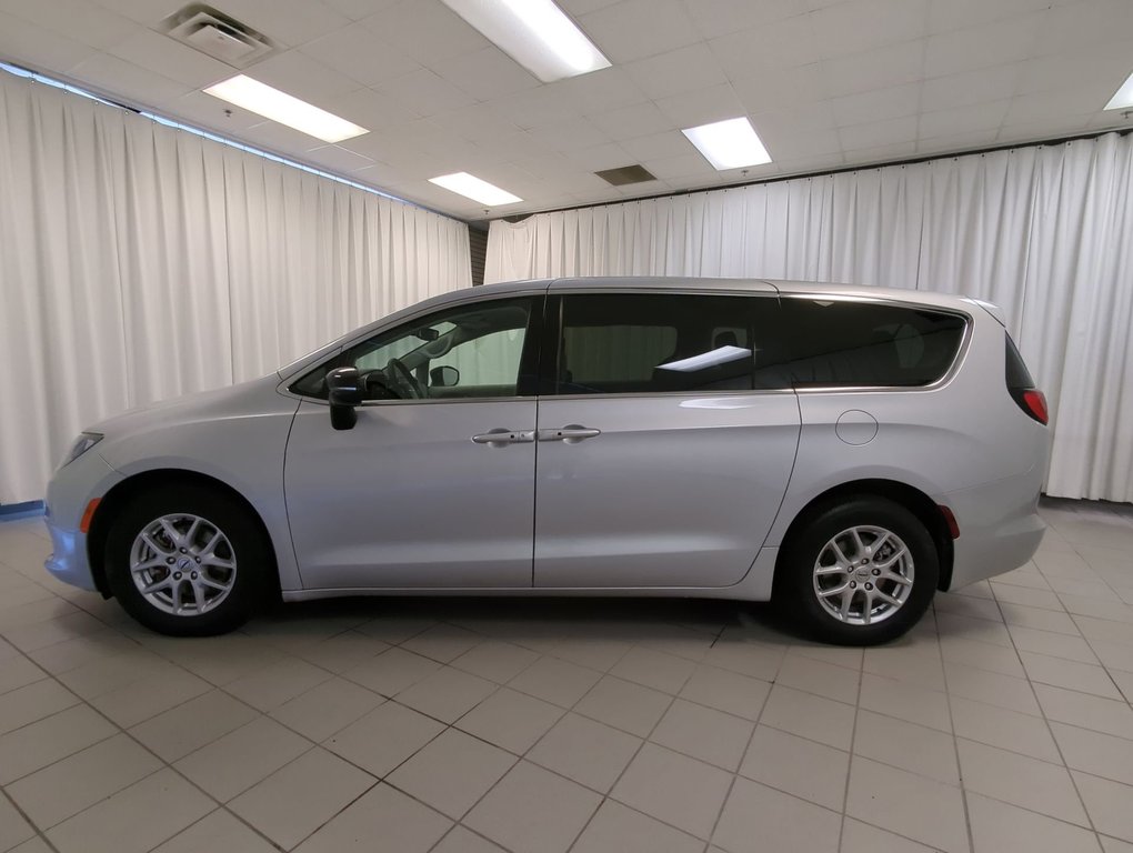 2024 Chrysler Grand Caravan SXT in Dartmouth, Nova Scotia - 5 - w1024h768px