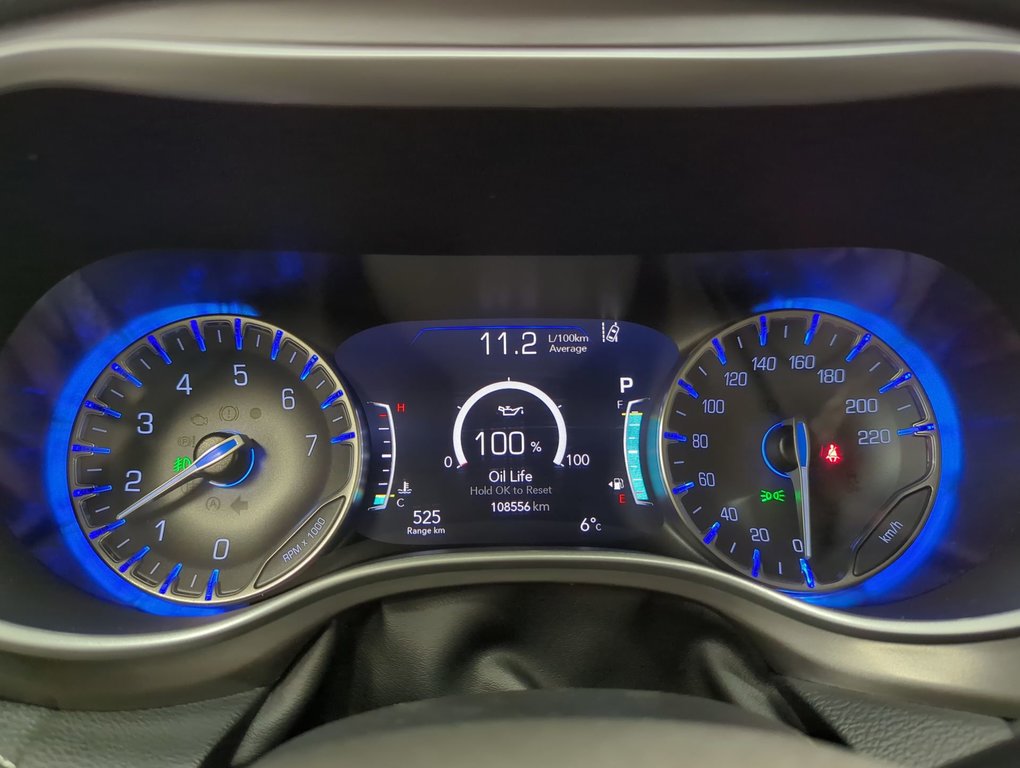 2022 Chrysler Pacifica Touring L in Dartmouth, Nova Scotia - 15 - w1024h768px