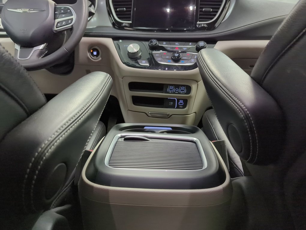 2022 Chrysler Pacifica Touring L in Dartmouth, Nova Scotia - 20 - w1024h768px