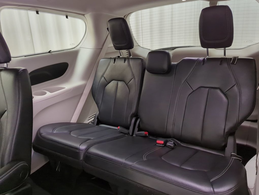 2022 Chrysler Pacifica Touring L in Dartmouth, Nova Scotia - 22 - w1024h768px