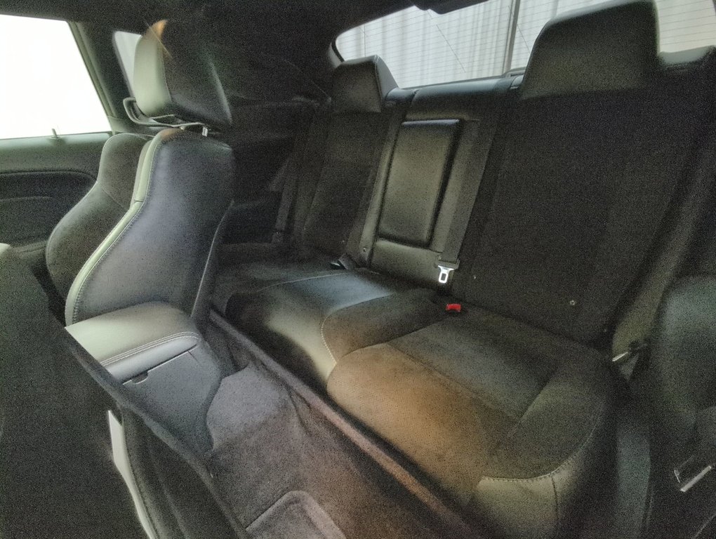 2018 Dodge Challenger T/A 392 in Dartmouth, Nova Scotia - 23 - w1024h768px