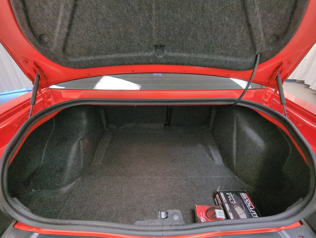 2018 Dodge Challenger T/A 392 in Dartmouth, Nova Scotia - 24 - w1024h768px