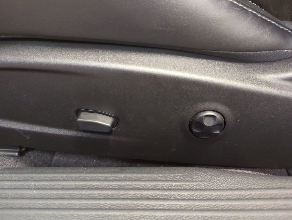 2018 Dodge Challenger T/A 392 in Dartmouth, Nova Scotia - 12 - w1024h768px