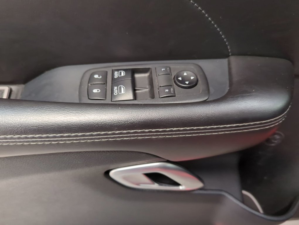 2018 Dodge Challenger T/A 392 in Dartmouth, Nova Scotia - 13 - w1024h768px