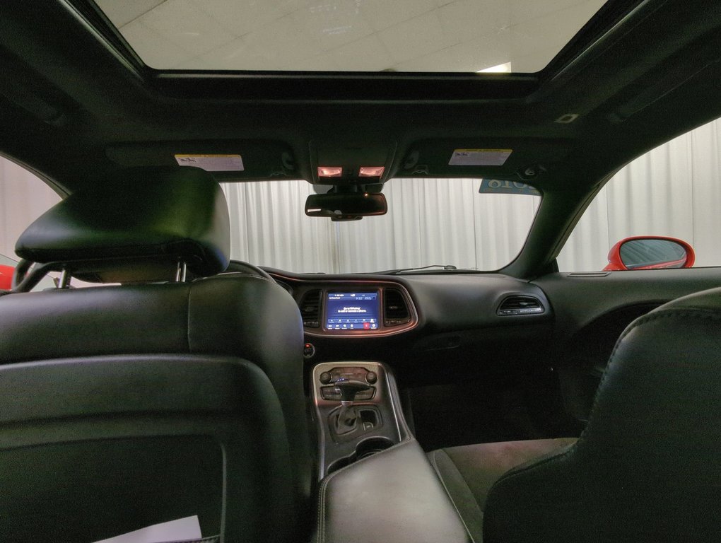 2018 Dodge Challenger T/A 392 in Dartmouth, Nova Scotia - 22 - w1024h768px