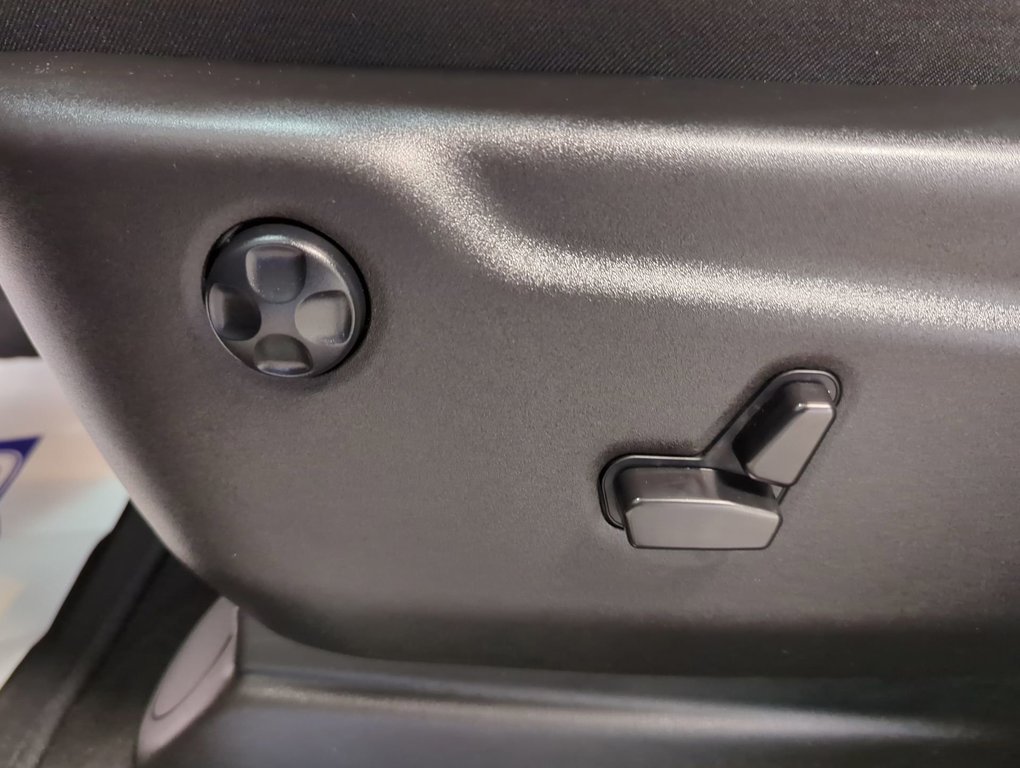 2023 Dodge Durango R/T in Dartmouth, Nova Scotia - 12 - w1024h768px