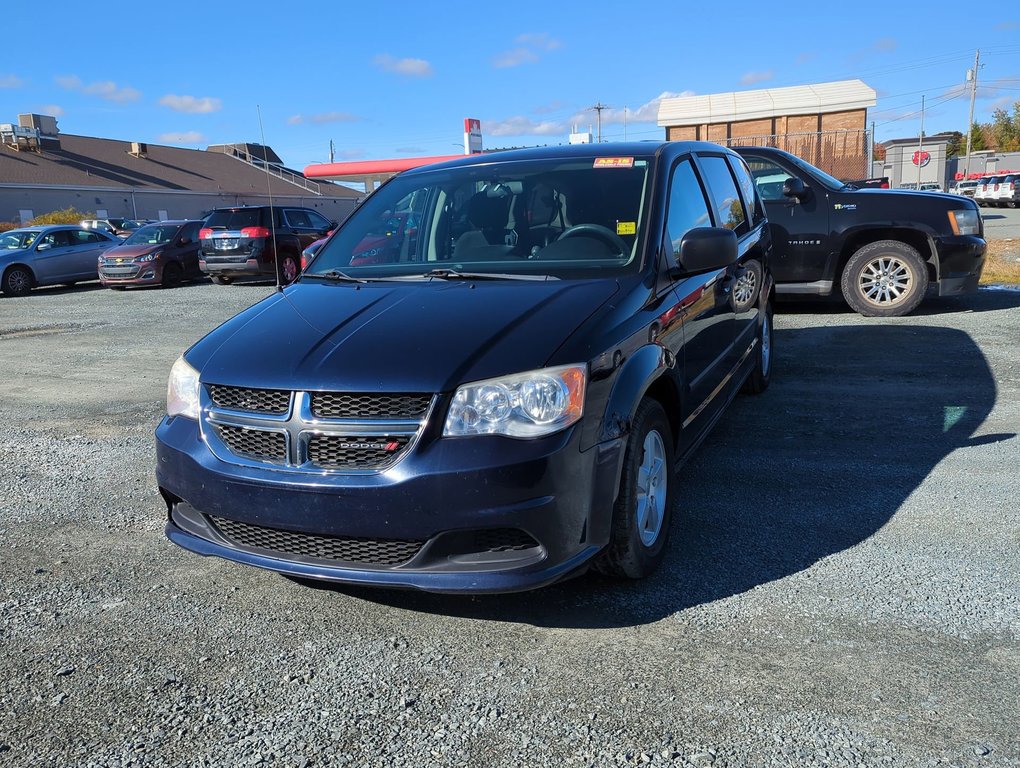 2013  Grand Caravan SE in Dartmouth, Nova Scotia - 4 - w1024h768px