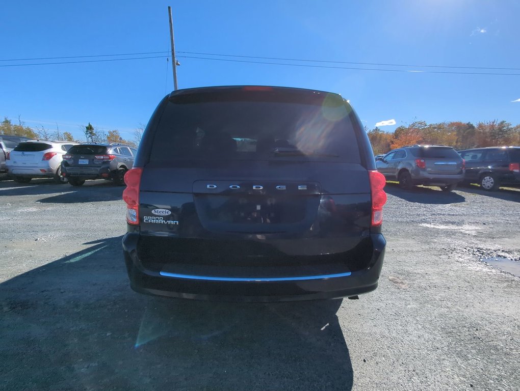 2013  Grand Caravan SE in Dartmouth, Nova Scotia - 7 - w1024h768px