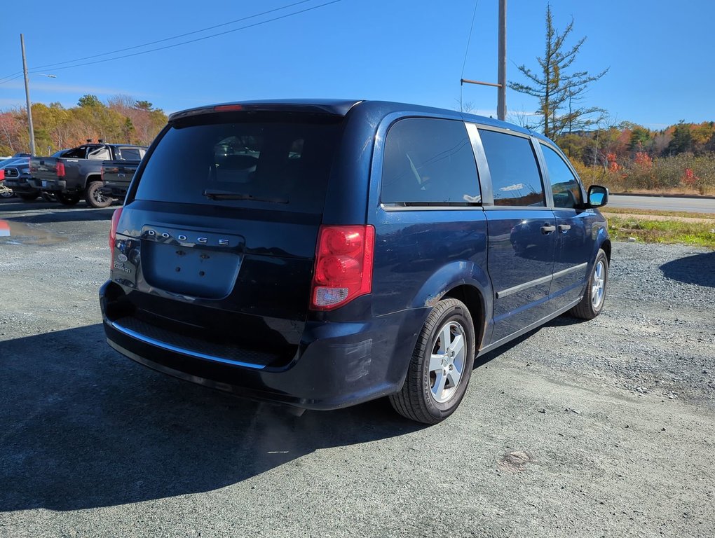 2013  Grand Caravan SE in Dartmouth, Nova Scotia - 8 - w1024h768px