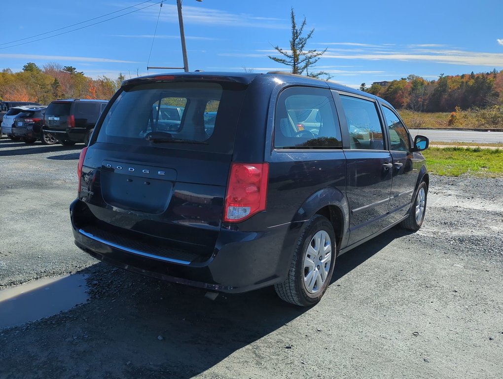 2015  Grand Caravan Canada Value Package in Dartmouth, Nova Scotia - 8 - w1024h768px