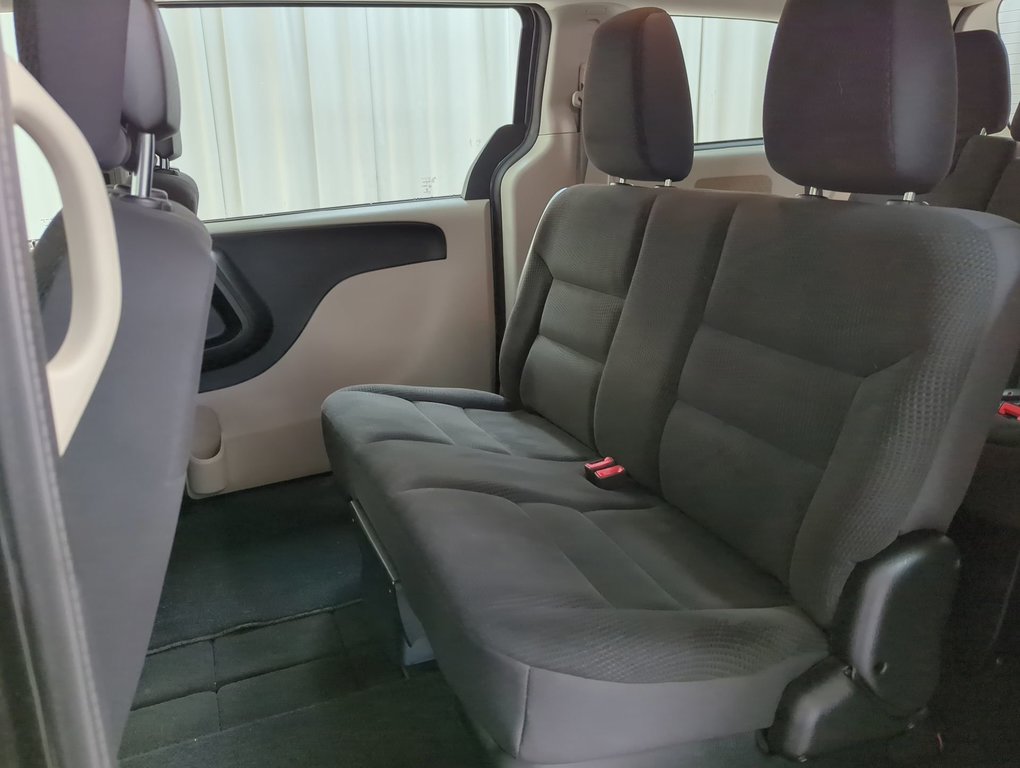 2017 Dodge Grand Caravan Canada Value Package in Dartmouth, Nova Scotia - 21 - w1024h768px