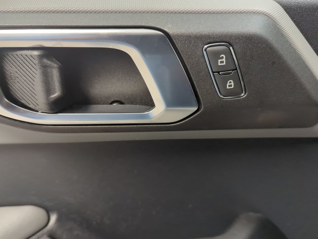 2022 Ford Bronco Big Bend in Dartmouth, Nova Scotia - 13 - w1024h768px