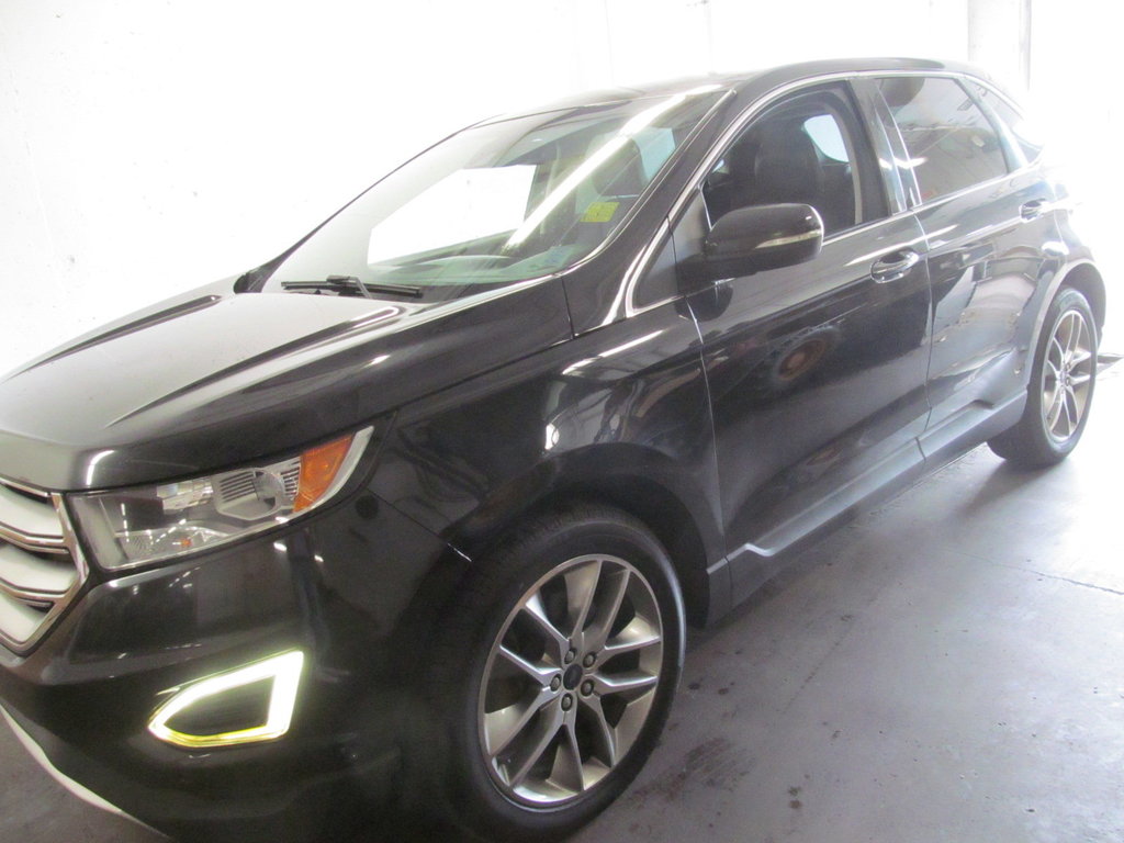 2015 Ford Edge Titanium in Dartmouth, Nova Scotia - 2 - w1024h768px