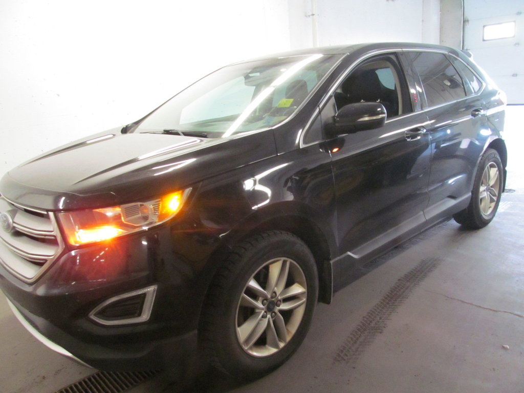 2016 Ford Edge SEL in Dartmouth, Nova Scotia - 2 - w1024h768px