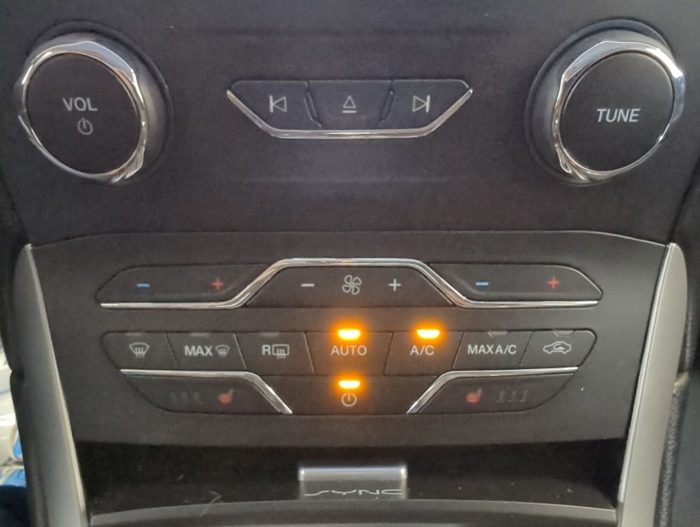 2016 Ford Edge SEL in Dartmouth, Nova Scotia - 19 - w1024h768px