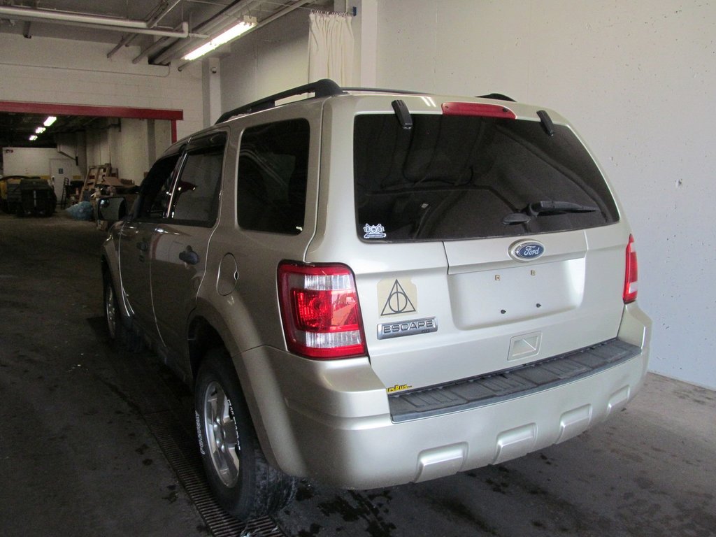 2011  Escape XLT in Dartmouth, Nova Scotia - 2 - w1024h768px