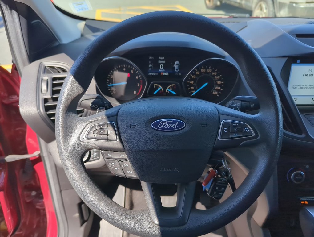 2017  Escape SE in Dartmouth, Nova Scotia - 14 - w1024h768px