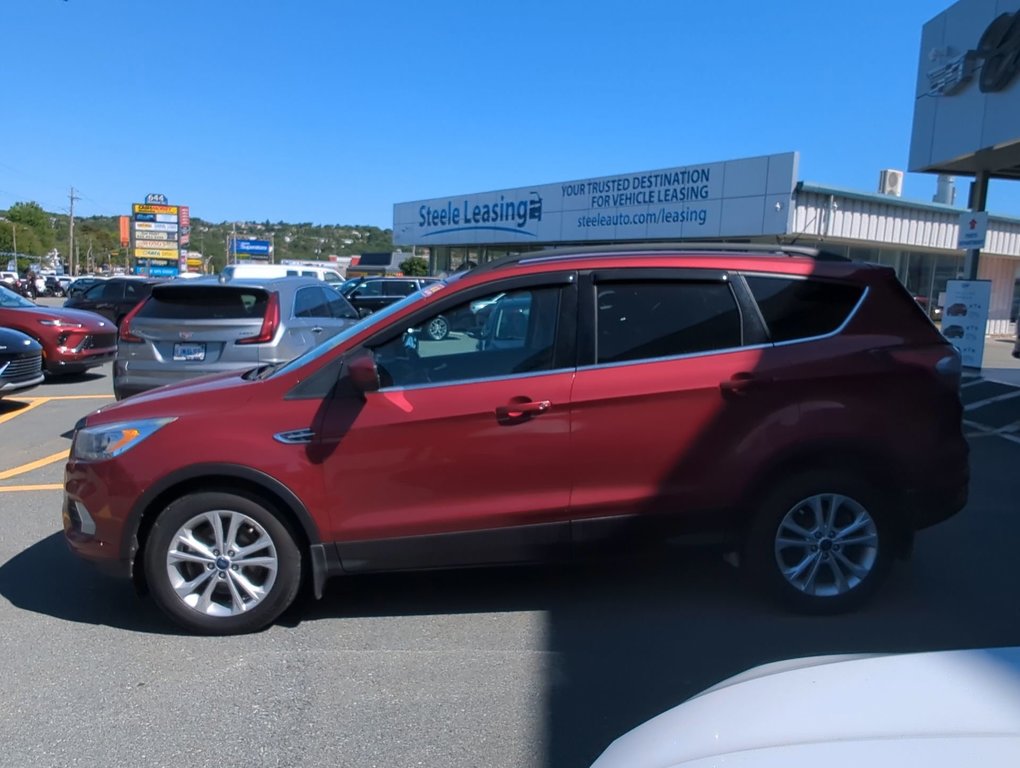 2017  Escape SE in Dartmouth, Nova Scotia - 5 - w1024h768px