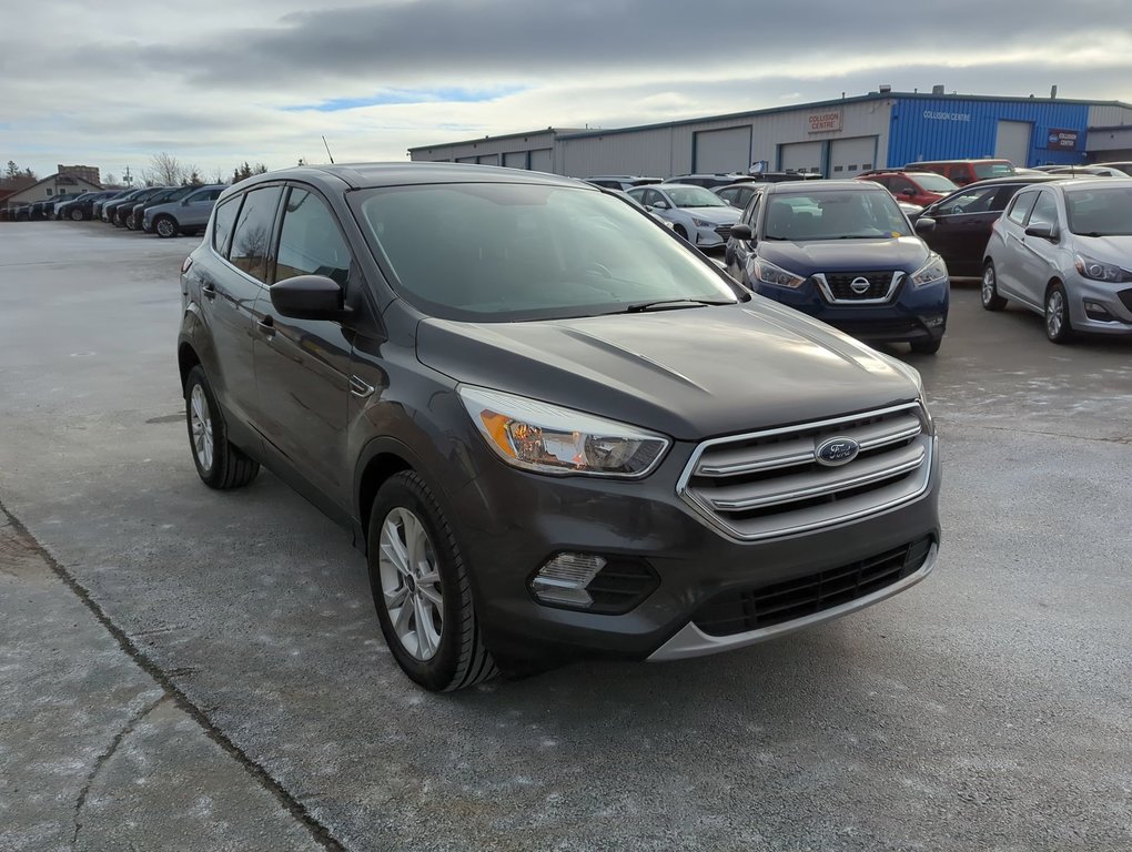 2019 Ford Escape SE AWD *GM Certified* in Dartmouth, Nova Scotia - 2 - w1024h768px