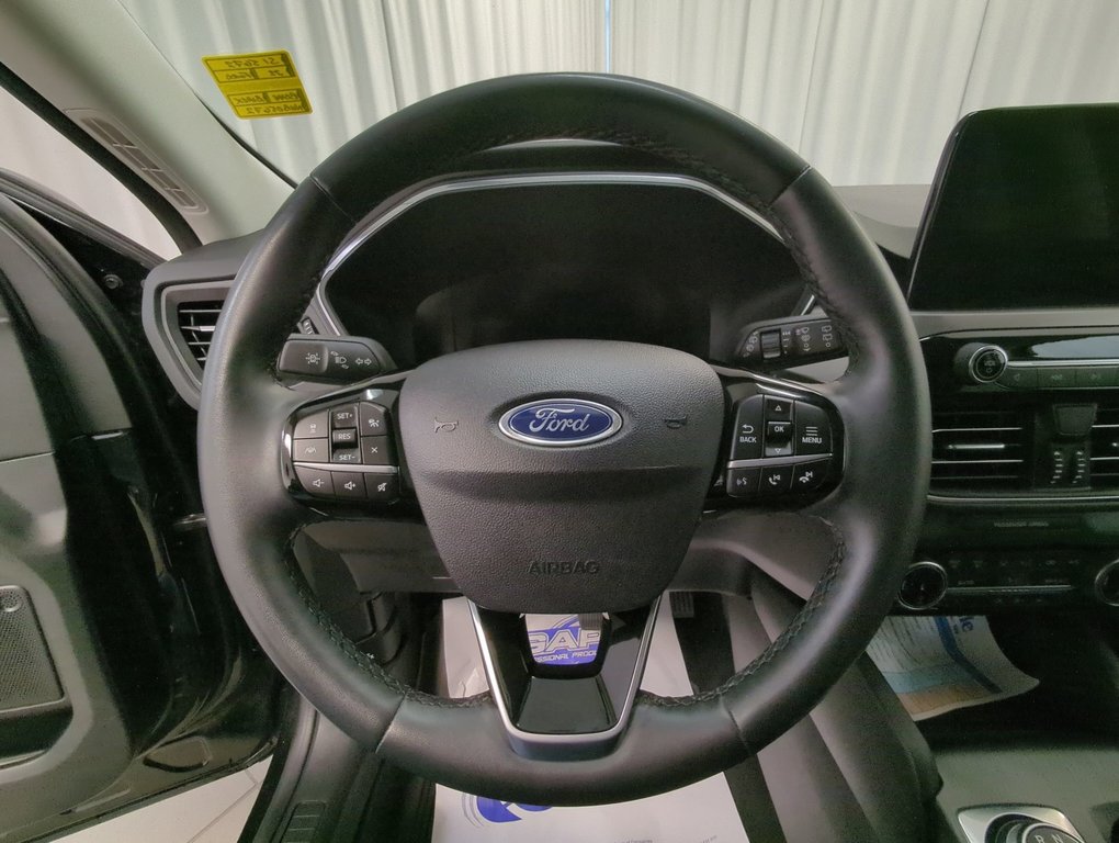 2022 Ford Escape Titanium Plug-In Hybrid in Dartmouth, Nova Scotia - 14 - w1024h768px