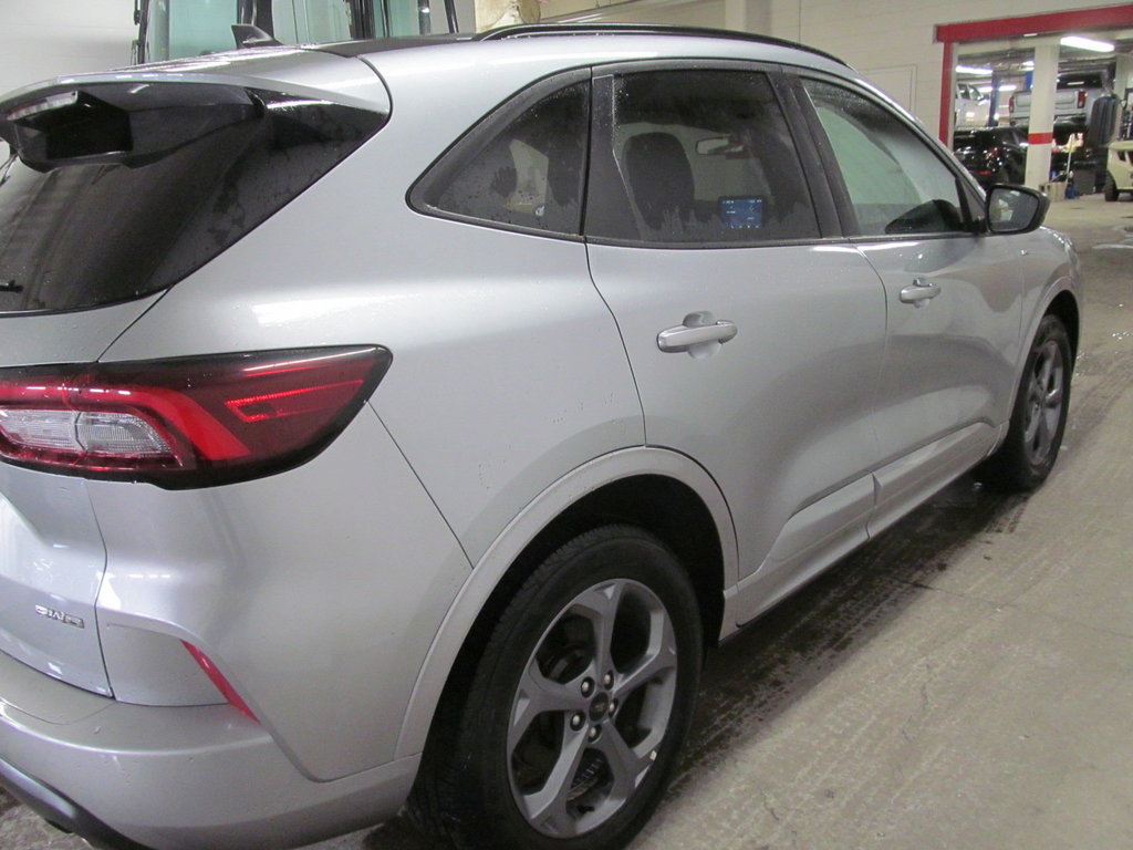 2023 Ford Escape ST-Line AWD *GM Certified* in Dartmouth, Nova Scotia - 4 - w1024h768px