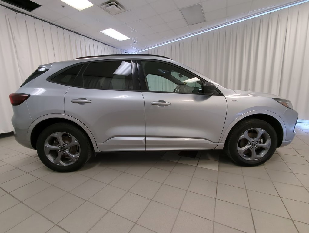 2023 Ford Escape ST-Line AWD *GM Certified* in Dartmouth, Nova Scotia - 9 - w1024h768px
