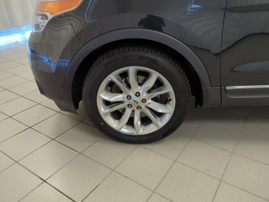 2014 Ford Explorer XLT in Dartmouth, Nova Scotia - 10 - w1024h768px