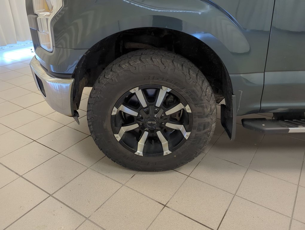 2015 Ford F-150 XLT in Dartmouth, Nova Scotia - 10 - w1024h768px