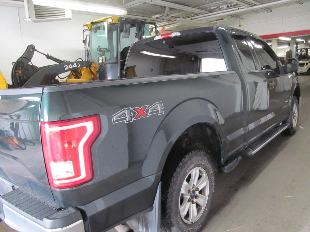 2016 Ford F-150 Lariat in Dartmouth, Nova Scotia - 4 - w1024h768px