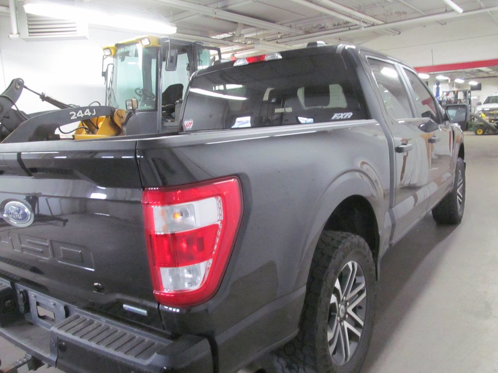 2023 Ford F-150 XLT in Dartmouth, Nova Scotia - 4 - w1024h768px